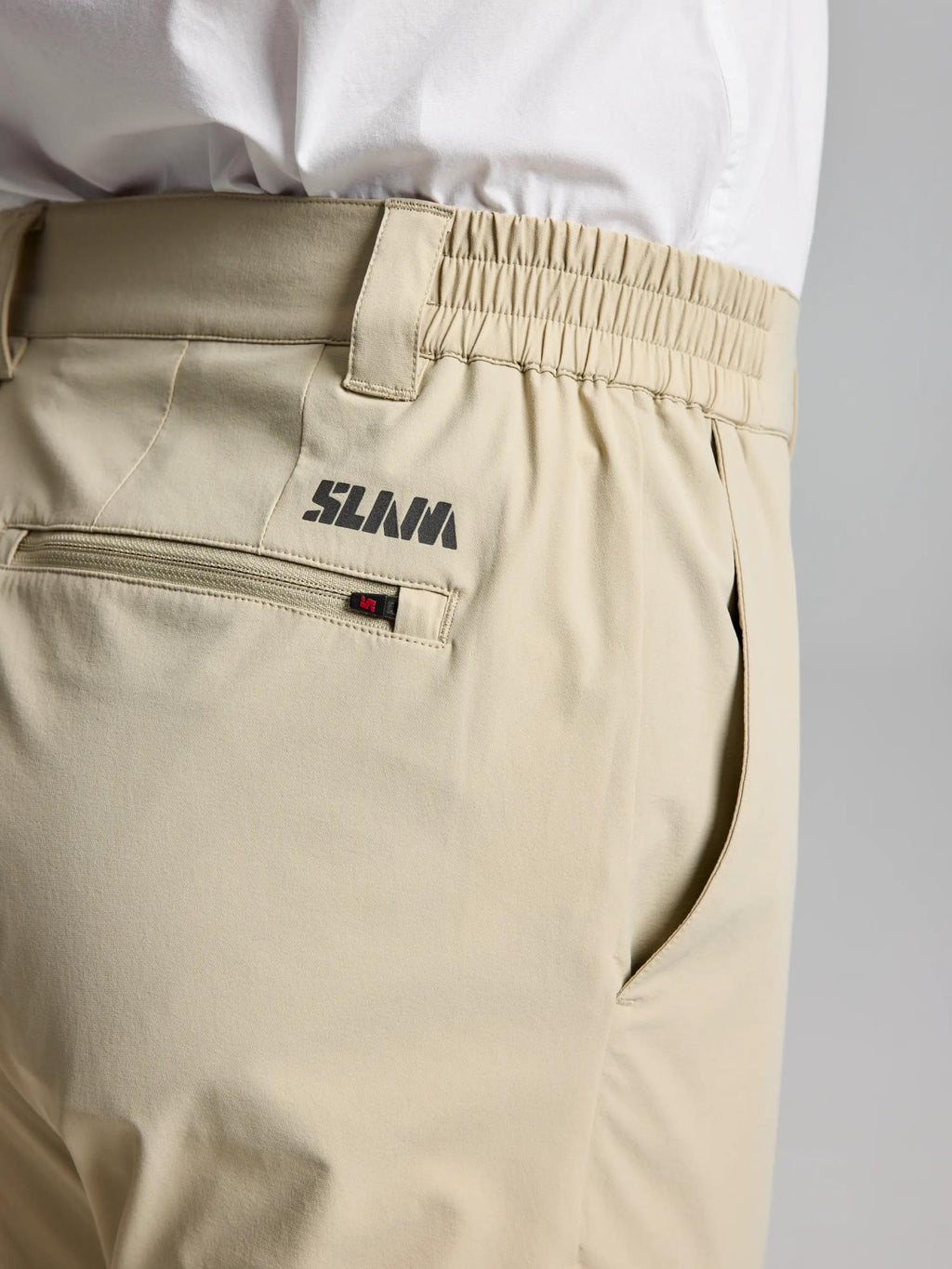 TECH CHINO PANT - Dry Sand