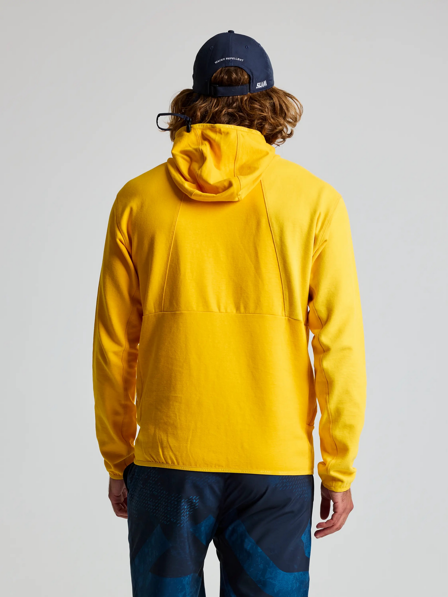 GRAPHIC HOODIE - Sárga
