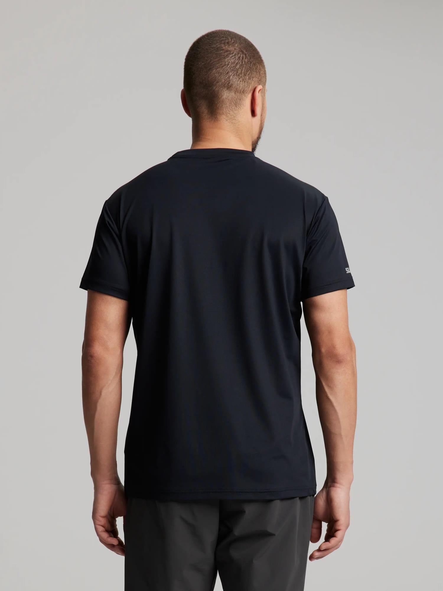 TECH PIQUE T-SHIRT - Fekete