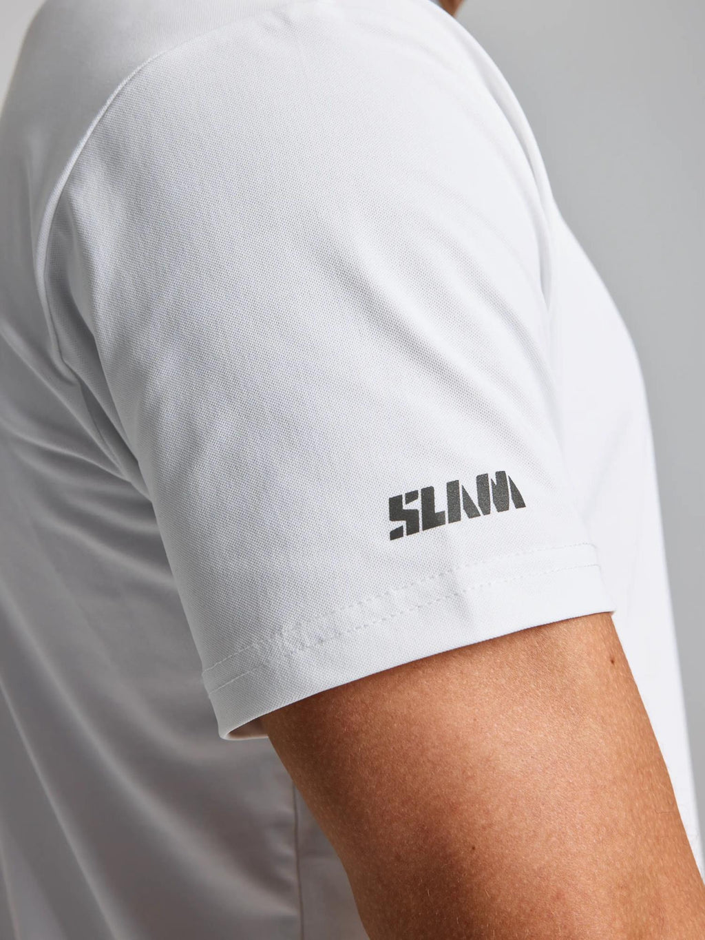 TECH PIQUE T-SHIRT - Fehér