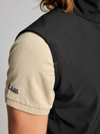 ACT SOFTSHELL VEST - Fekete