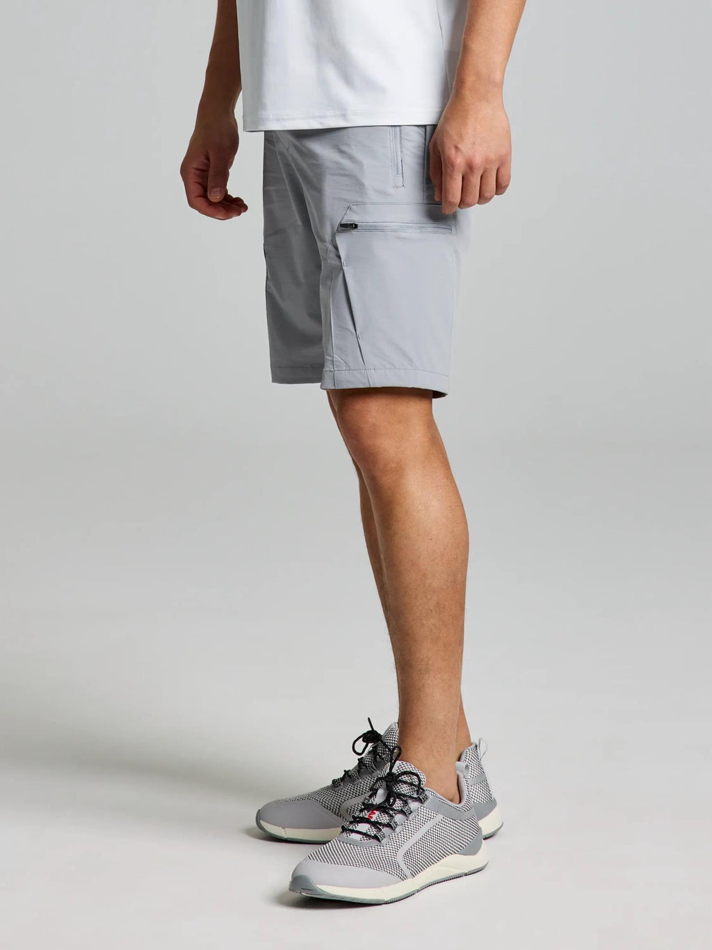 TECH CARGO SHORT - Aluminium