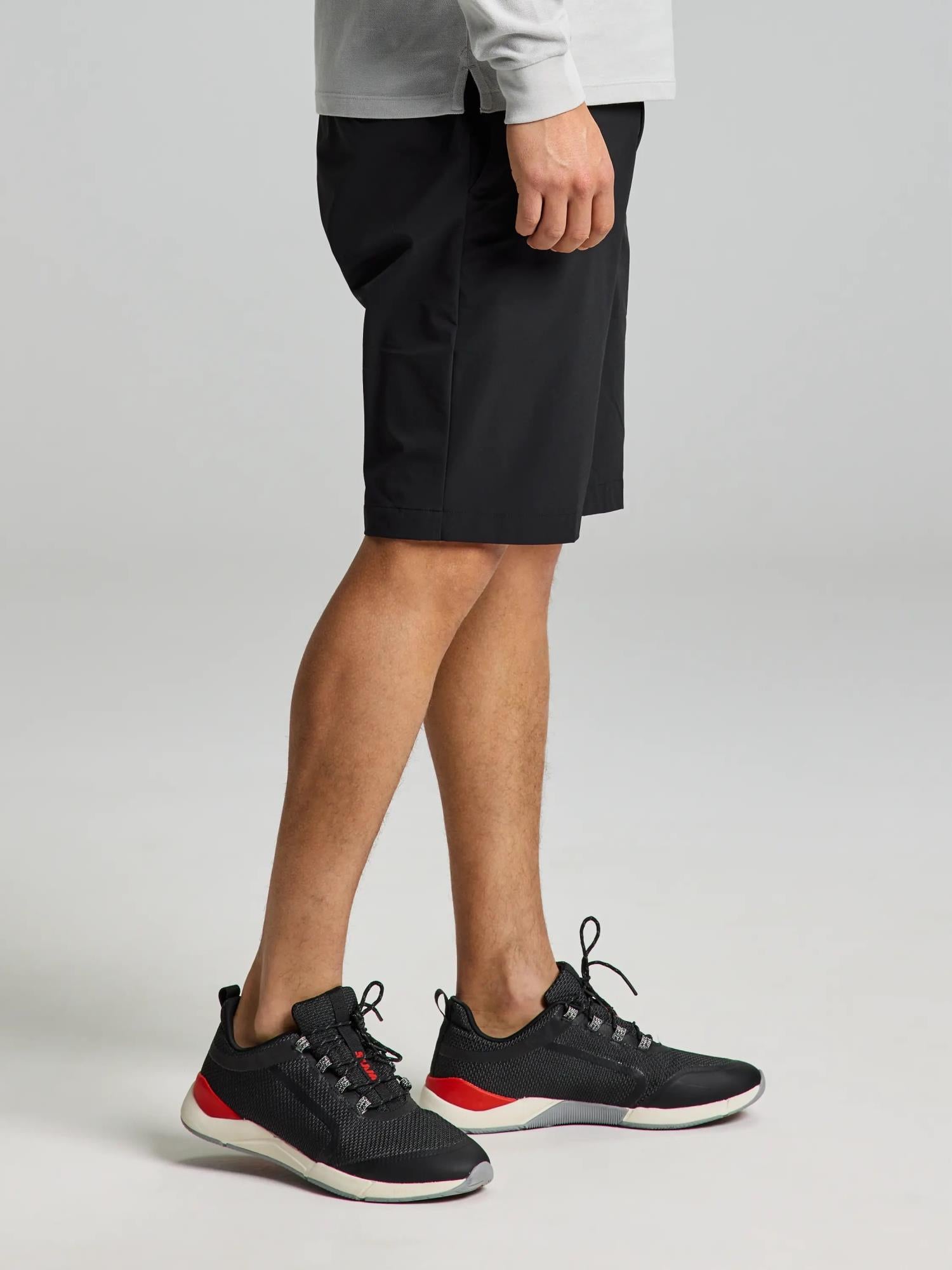TECH CHINO SHORT - Fekete