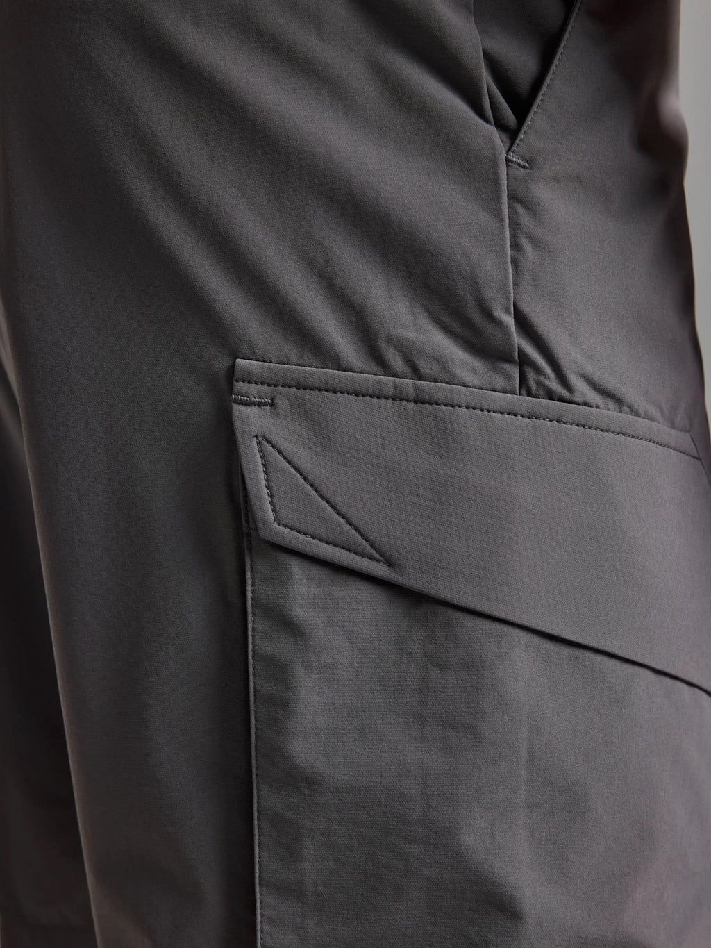 QD CARGO SHORT - Titánium