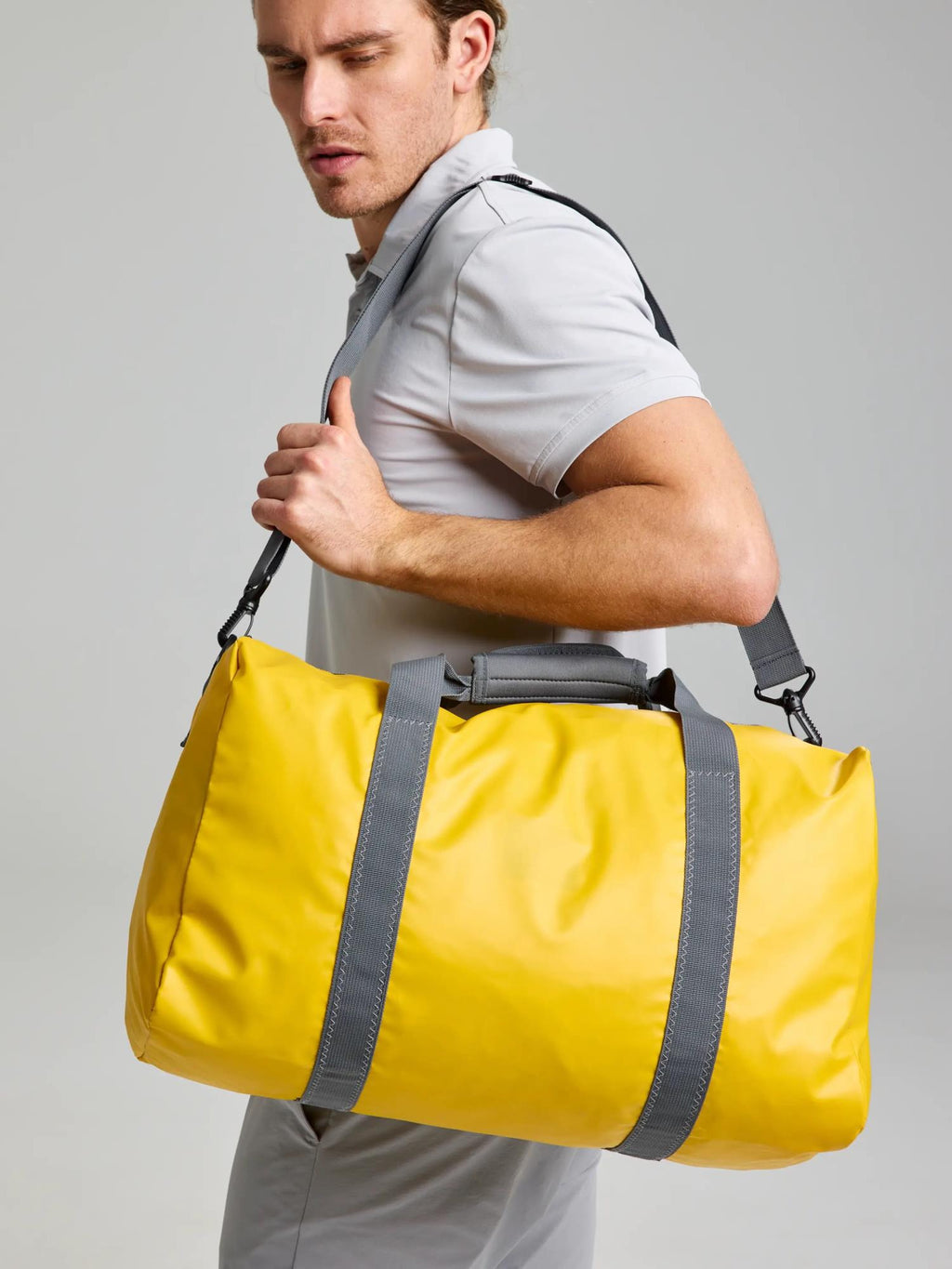 WR DUFFLE BAG M - Sárga