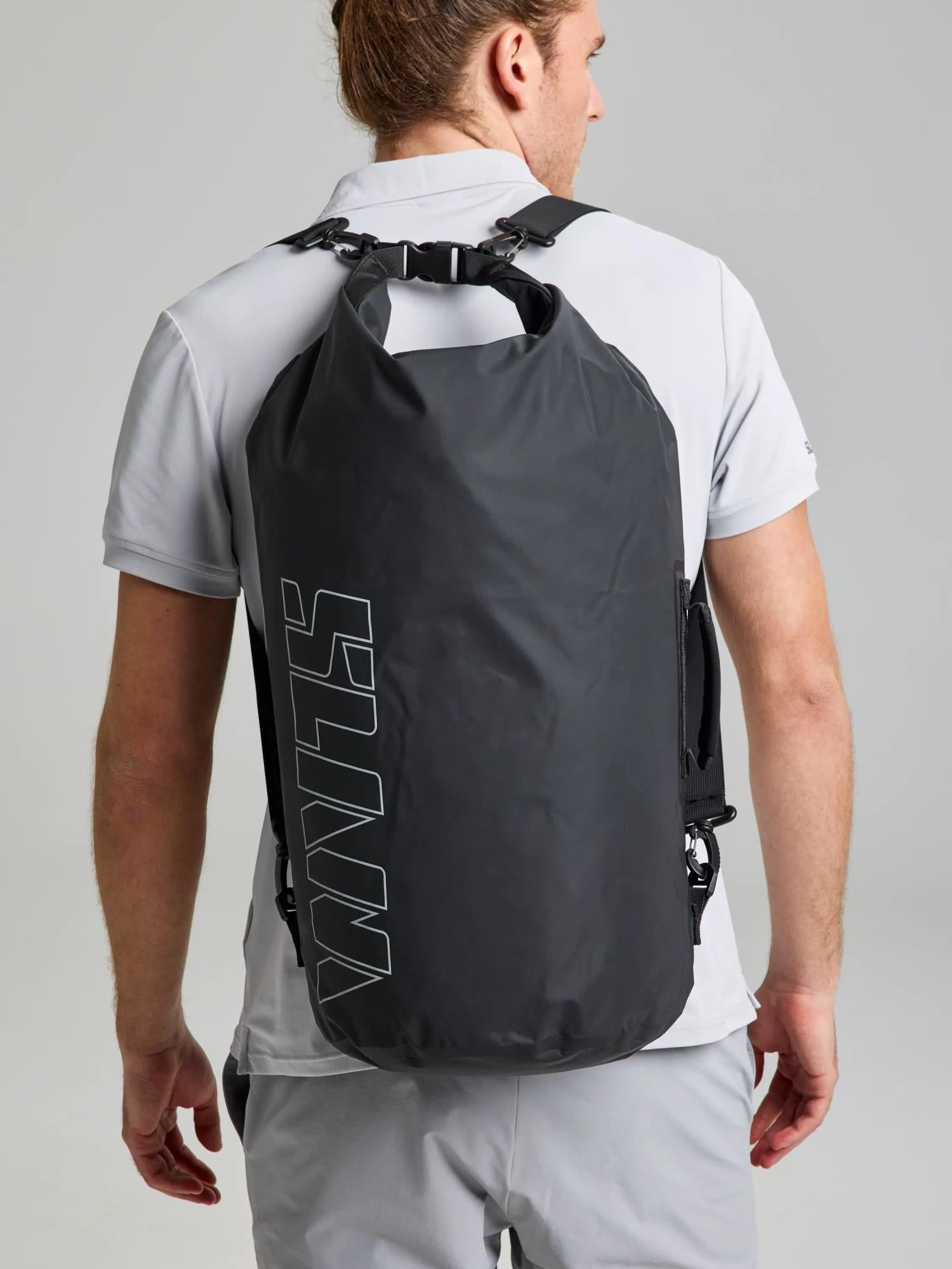 WR SAILOR BAG M - Fekete